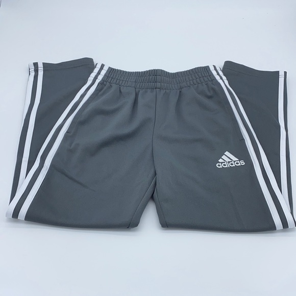 NWT ADIDAS 3 STRIPE TRAINING PANTS BOYS GREY SIZES SM - Picture 2 of 7